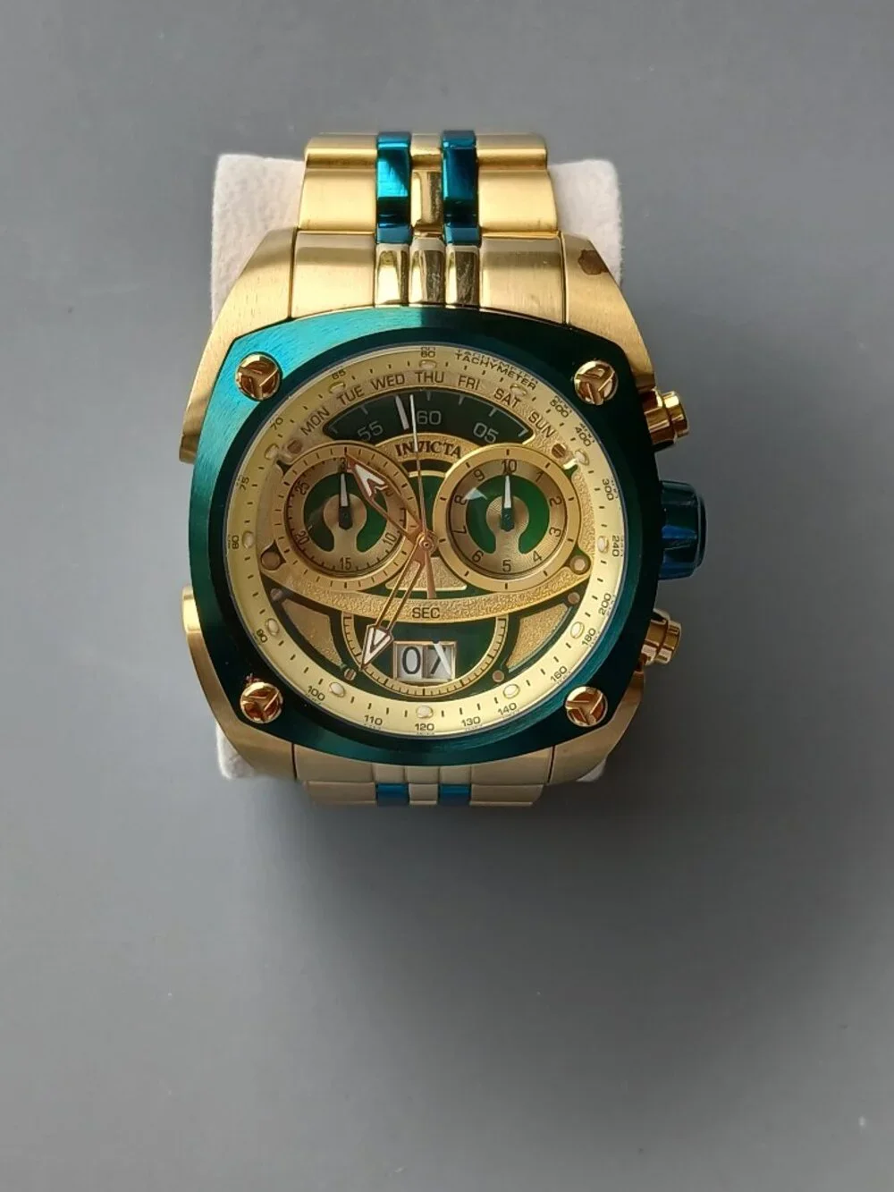 Invicta Watch New Green and Gold